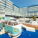 Ξενοδοχείο L'azure 4* Sup 4*