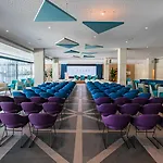 Ξενοδοχείο L'azure 4* Sup 4*