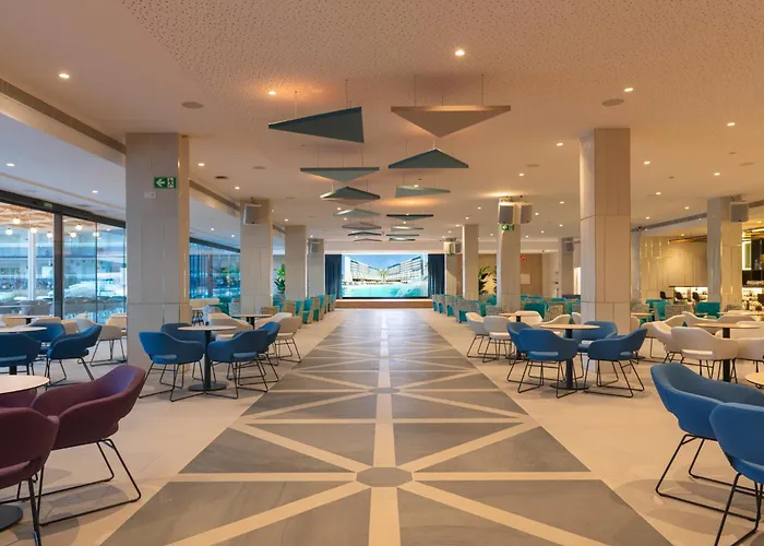 L'azure 4* Sup Hotel 4*