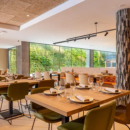 L'azure 4* Sup 4* 료렛 드 마르