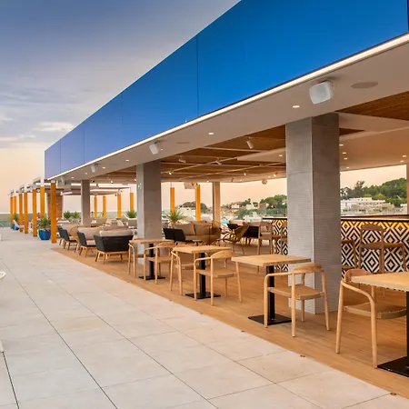 L'azure 4* Sup Hotel 4*