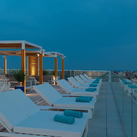 Hotel L'Azure Hotel Spa 4Sup Lloret de Mar
