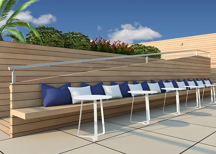 Hotel L'azure 4* Sup 4*