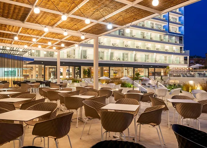 L'azure 4* Sup Hotell 4*