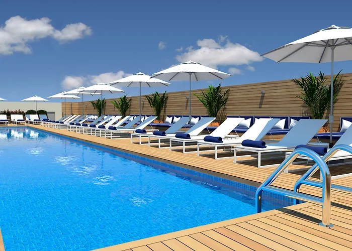 Hotell L'azure 4* Sup 4*