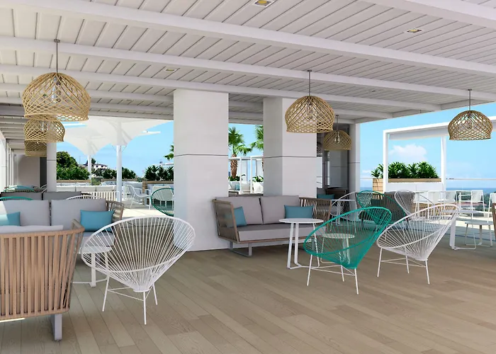 Hotell L'azure 4* Sup Lloret de Mar